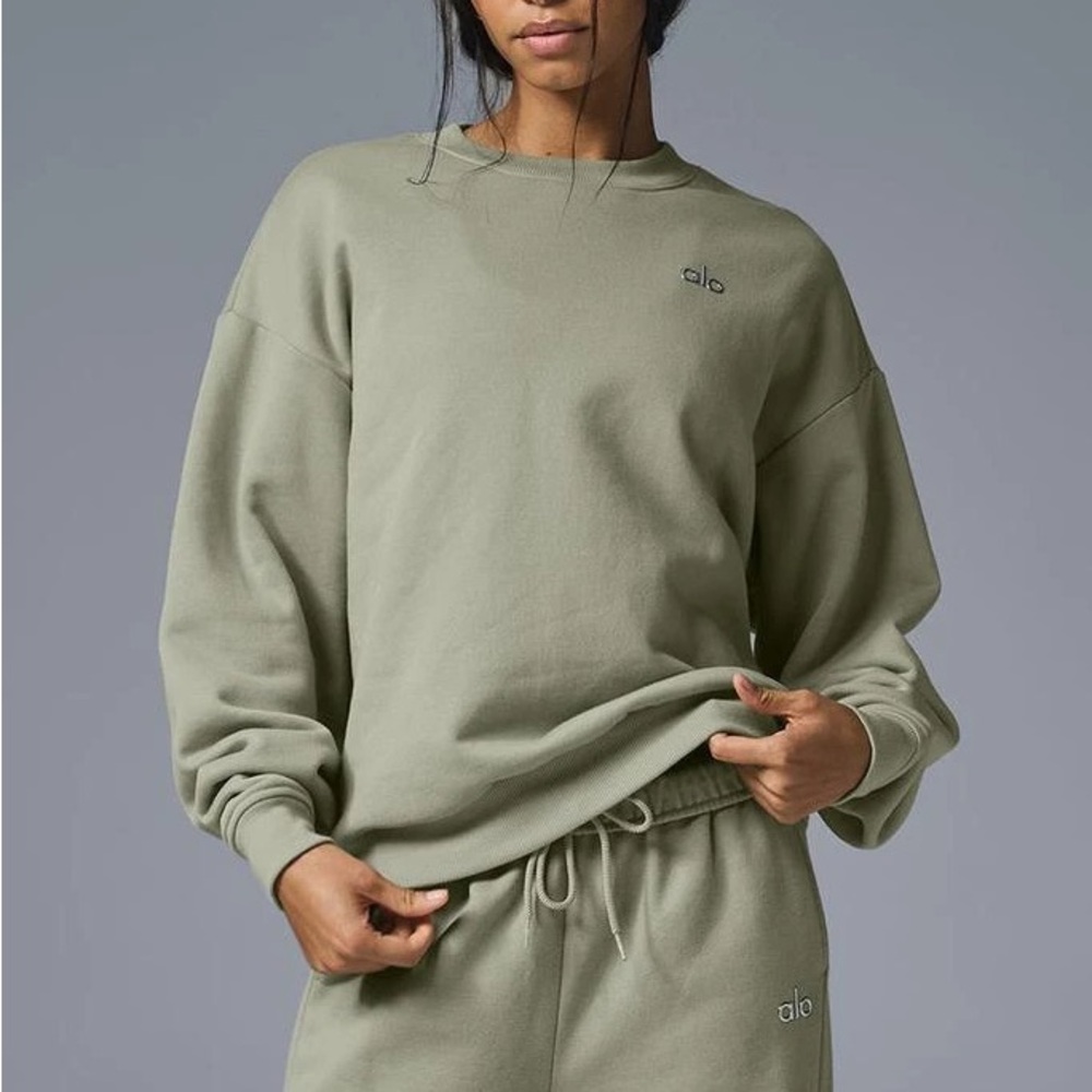 ALO Yoga Accolade Crewneck